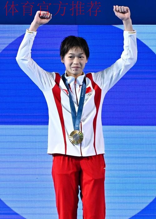 沙足国家队进校园 言传身教别开生面